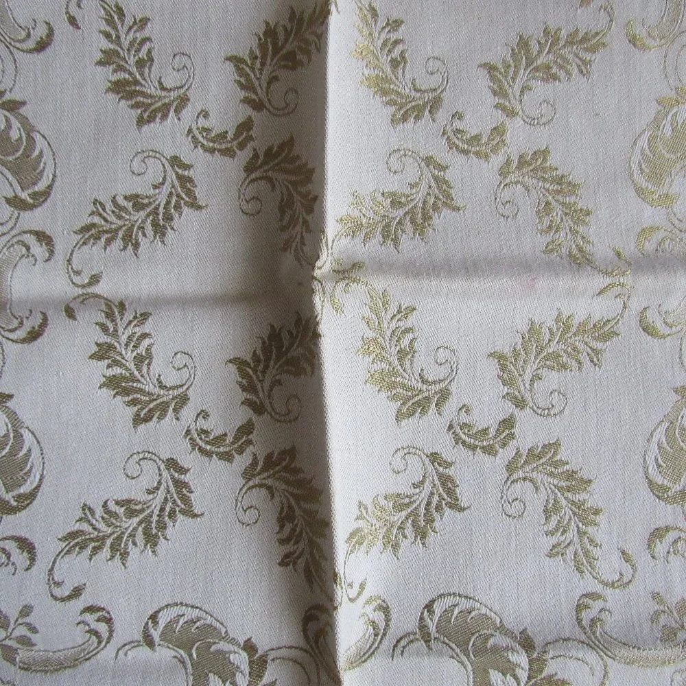 Set of 8 Gold Tone Napkins 17